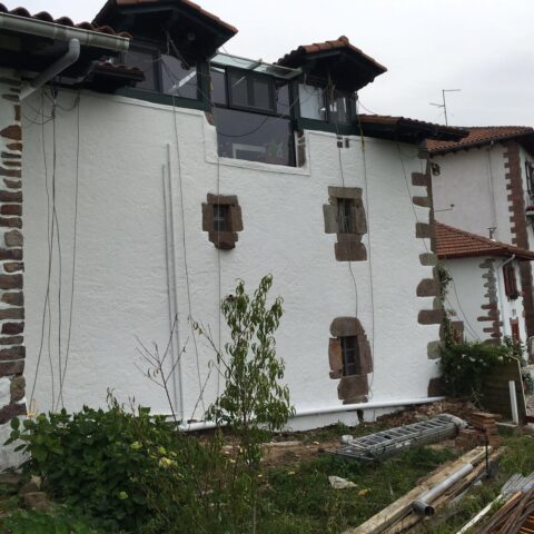 Rehabilitación fachadas caserio Zugarramurdi
