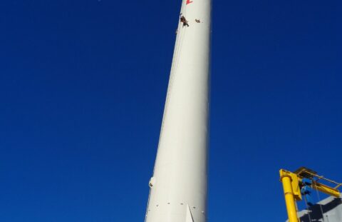 Trabajos en chimenea industrial