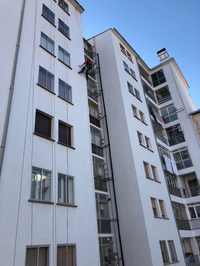 Rehabilitación fachada trasera