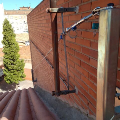 Instalación de lineas de vida