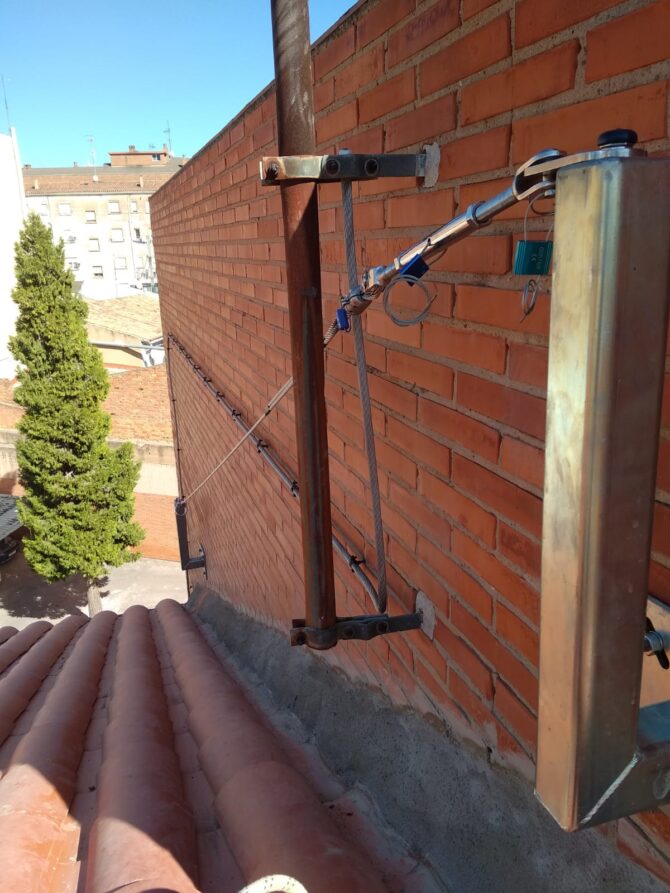 Instalación de lineas de vida