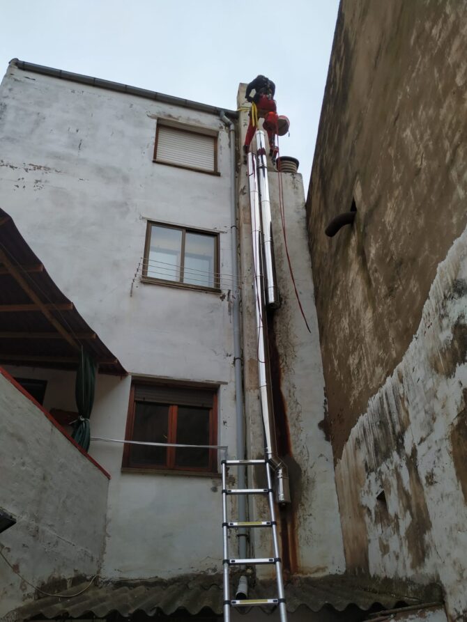 Montaje de tubos de extracción