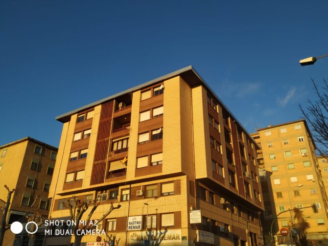 Montaje de cobertor de alero