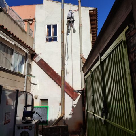 Eliminación chimenea de fibrocemento